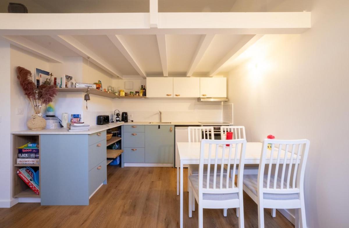 3 Personnes Avec Terrasse 50 M De La Grande Surf Apartment Biarritz