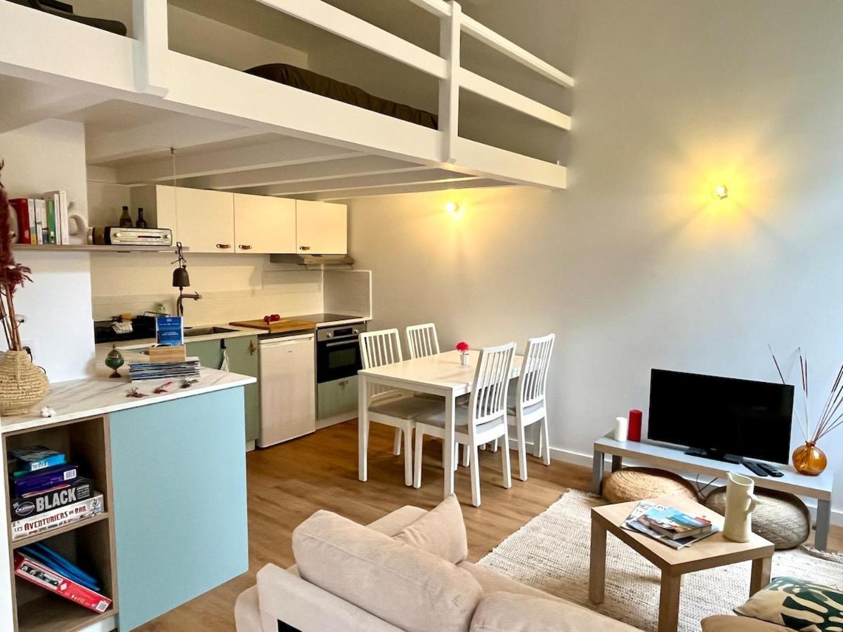 3 Personnes Avec Terrasse 50 M De La Grande Surf Apartment *