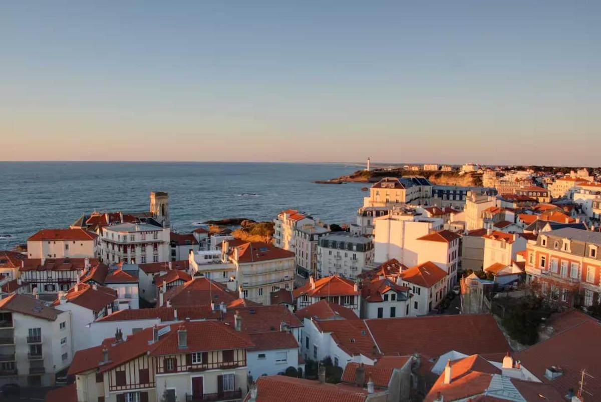 - High-end - Balcony View - - Comfort -pool Apartment Biarritz