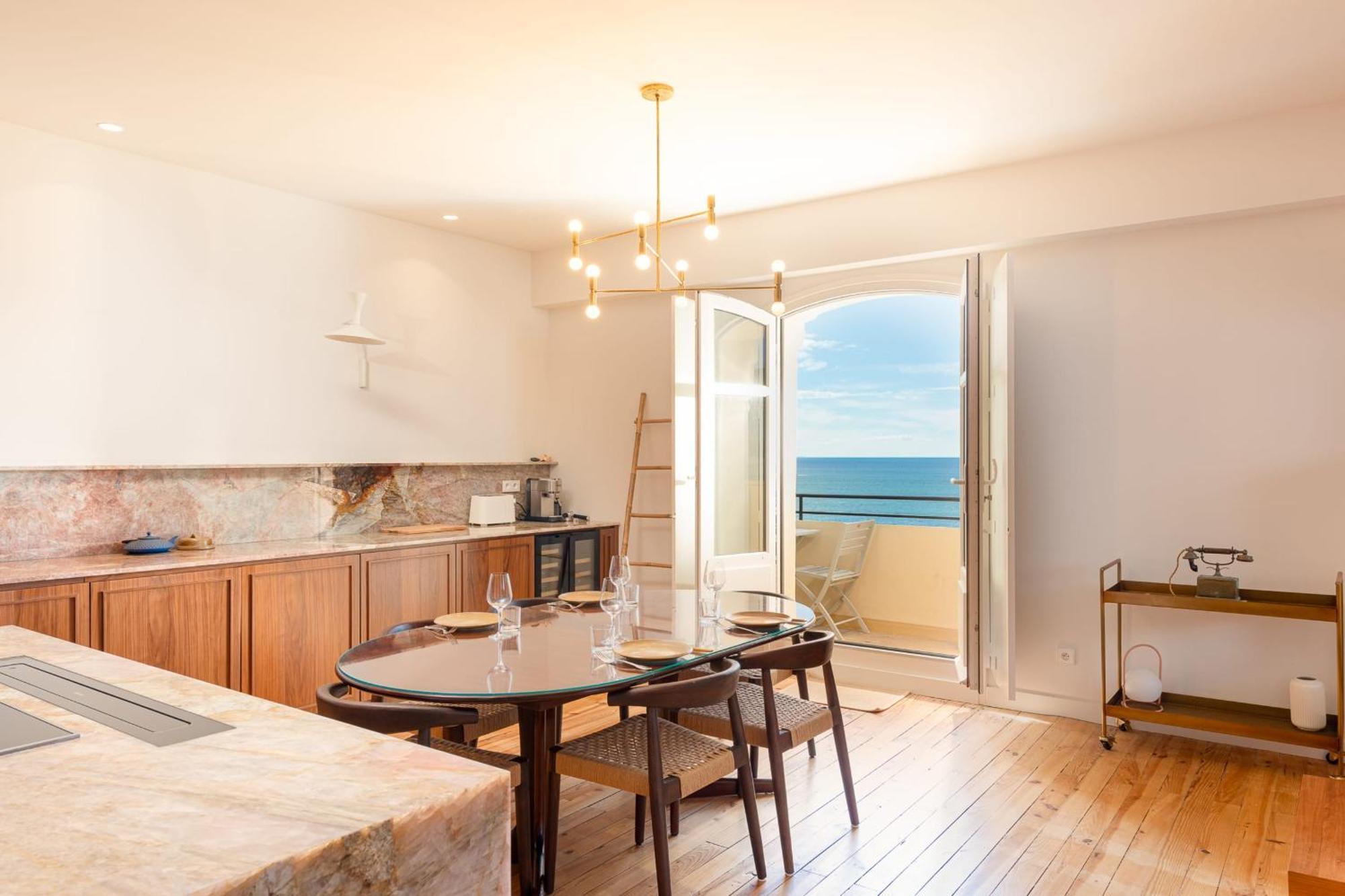 Apartment Eugenie - With Balcony And Sea View And Du Palais In