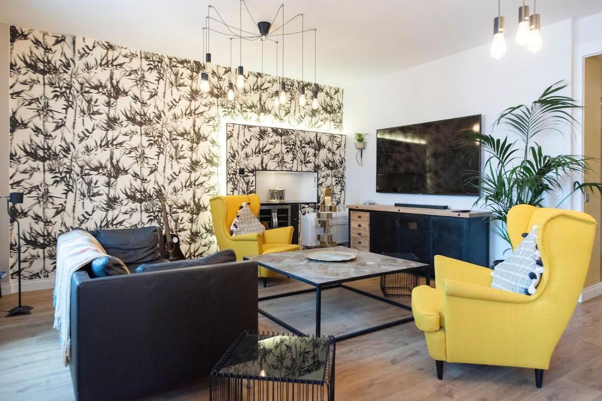 Palais Continental Brua Bel T3 Grange Design Parking