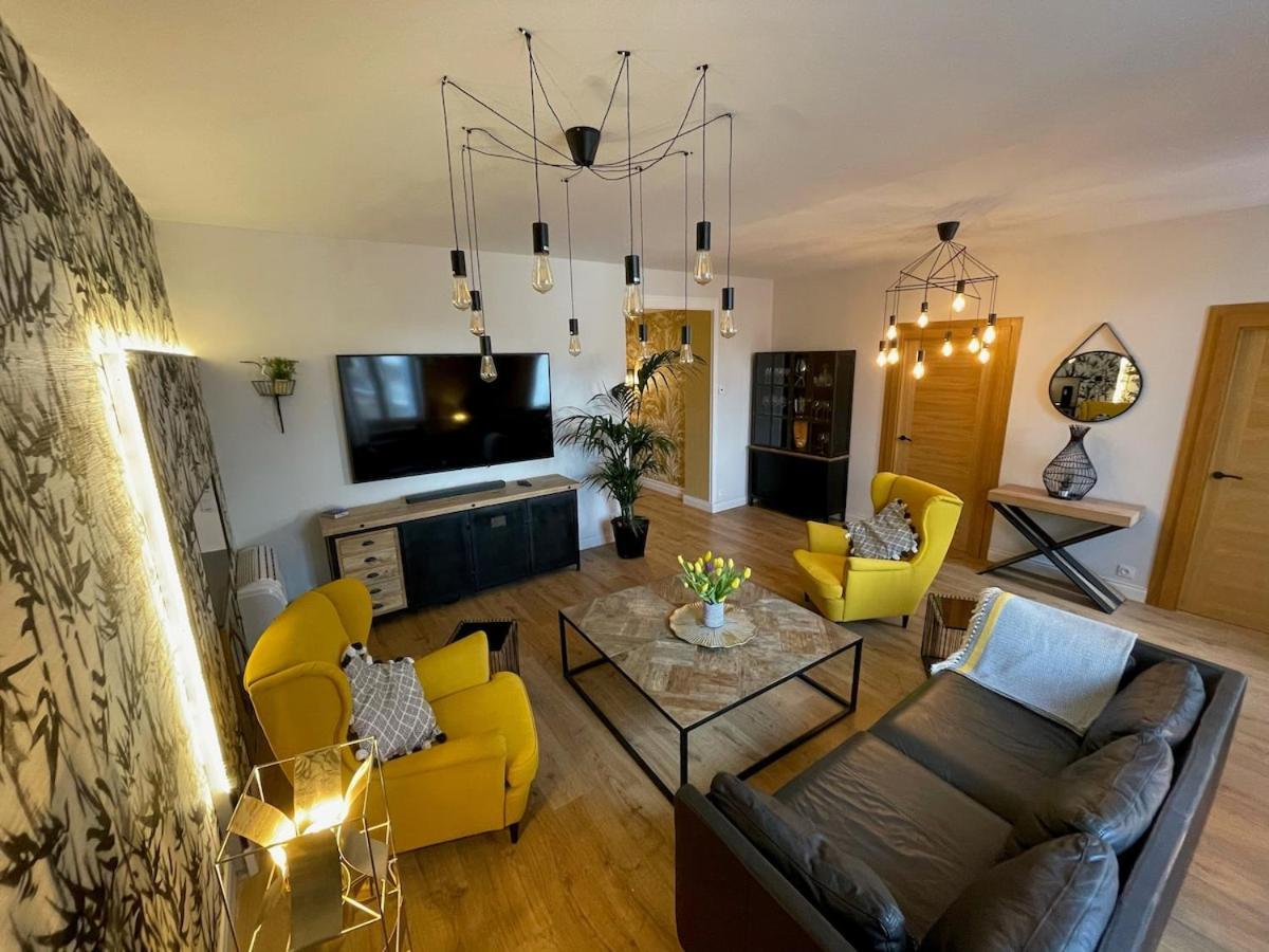 Palais Continental Brua Bel T3 Grange Design Parking