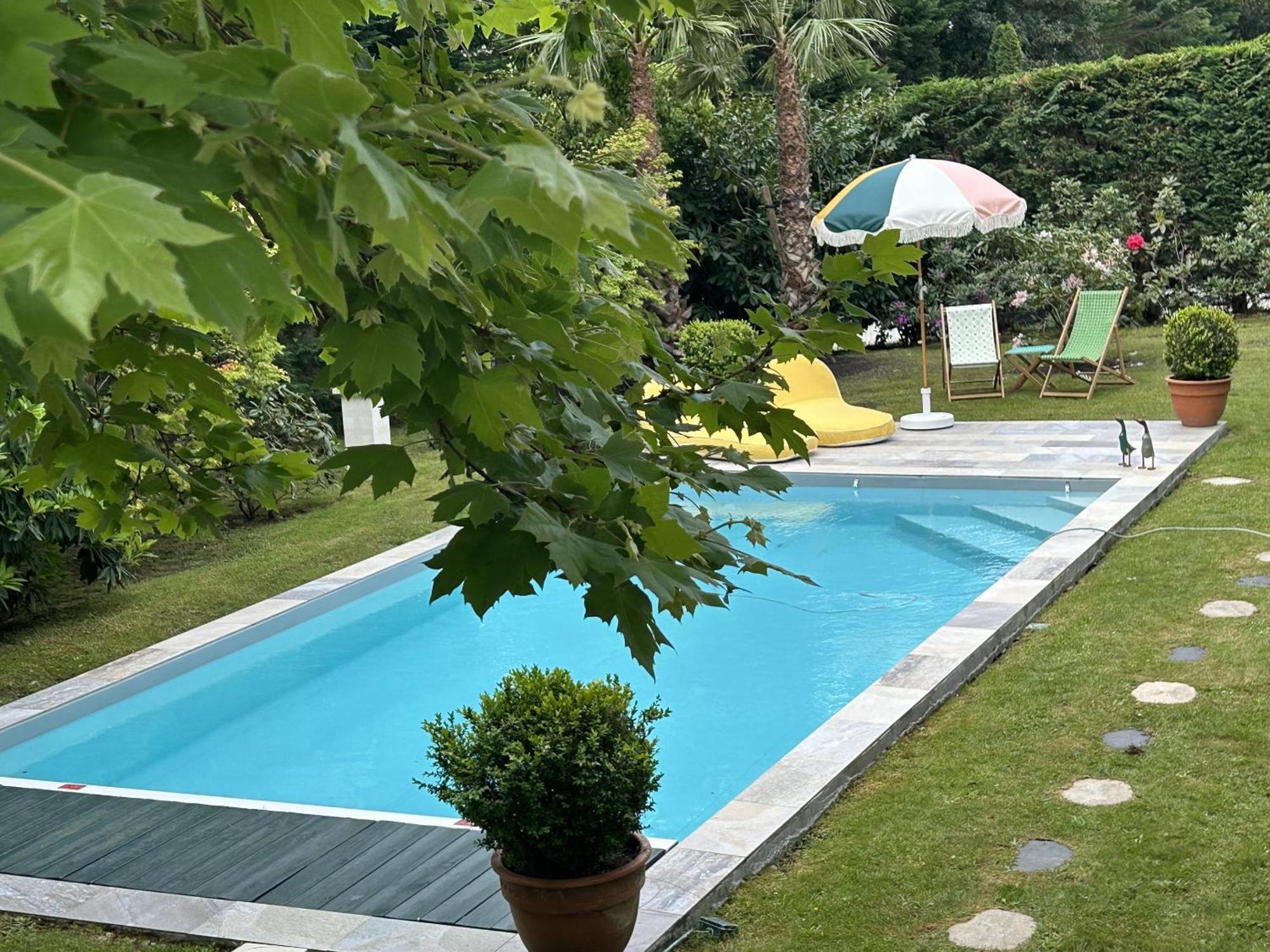 Guest house Maison Cuevas 2*