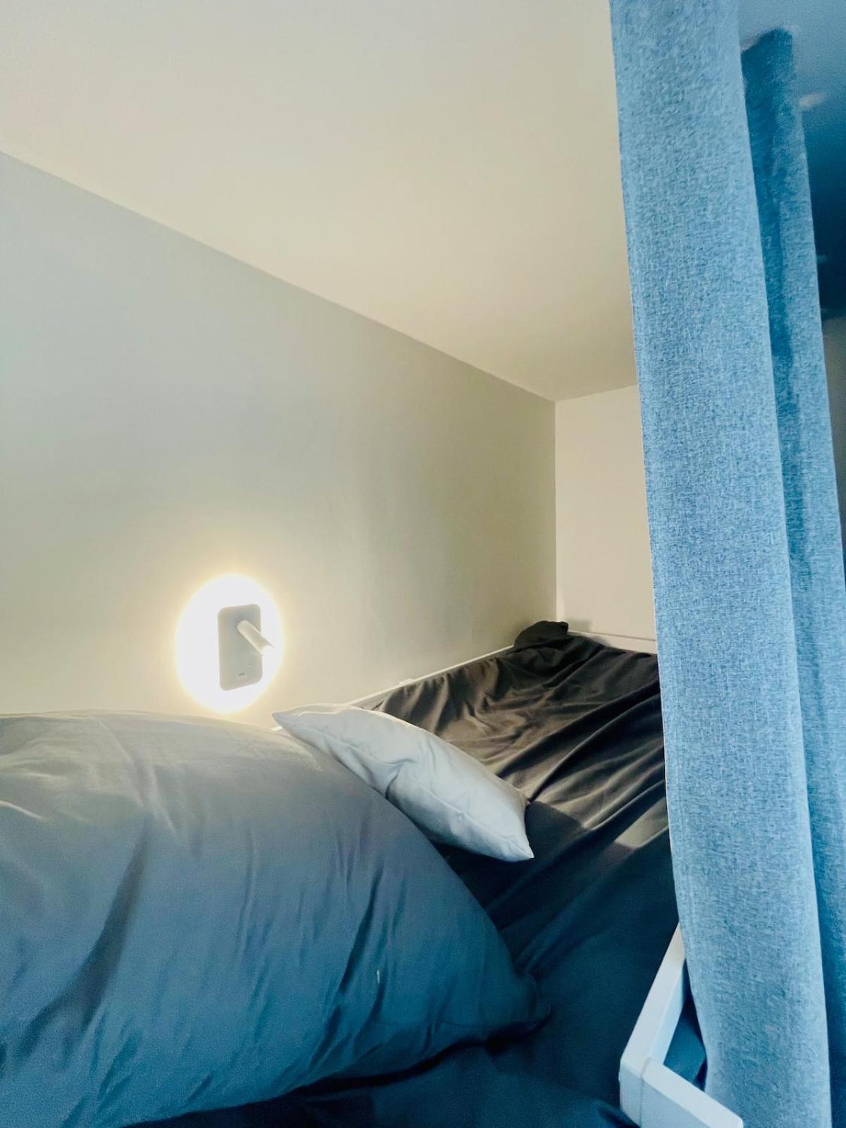 Avec Piscine Face A La Apartment *