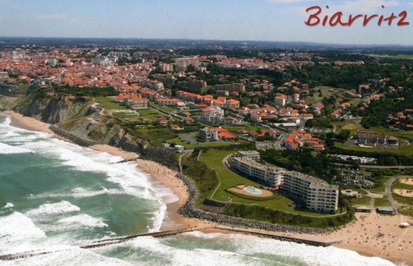 Apartment Biarritz-face Mer-appt T3-plages-piscine-tennis