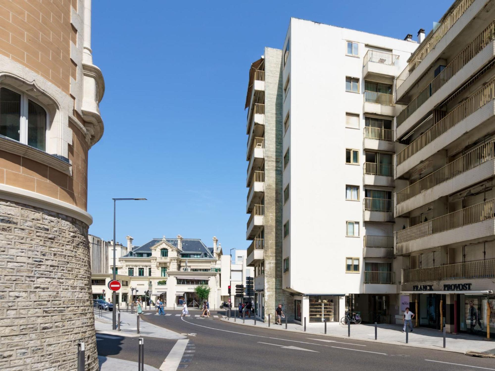 Raphael-2 By Interhome Biarritz