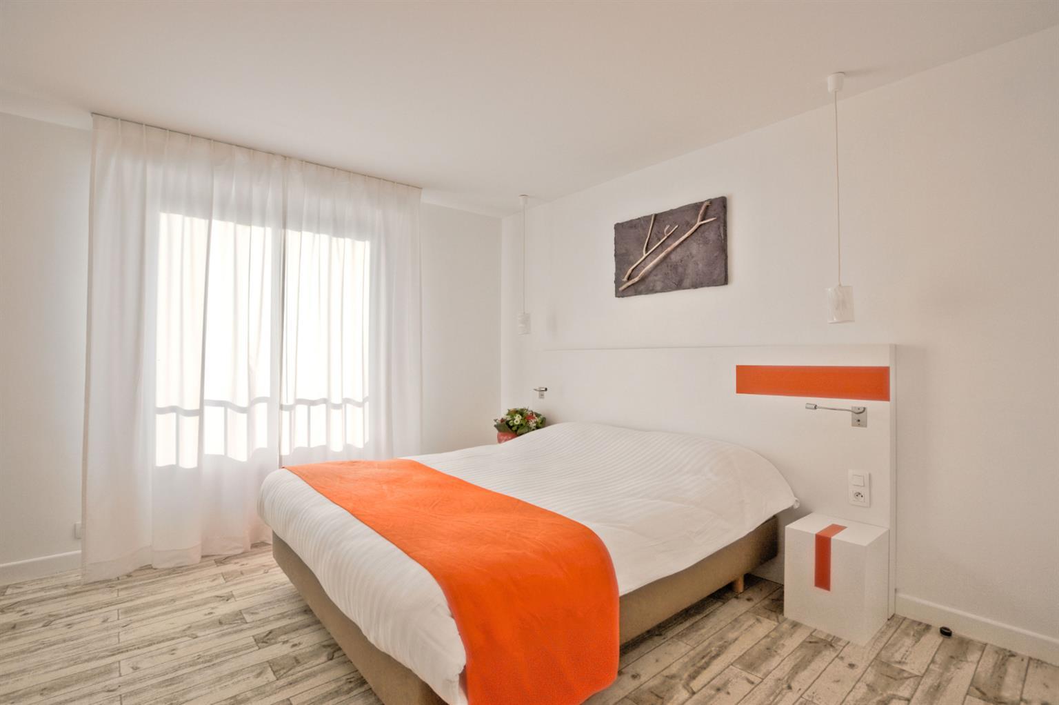 Kemaris Hotel