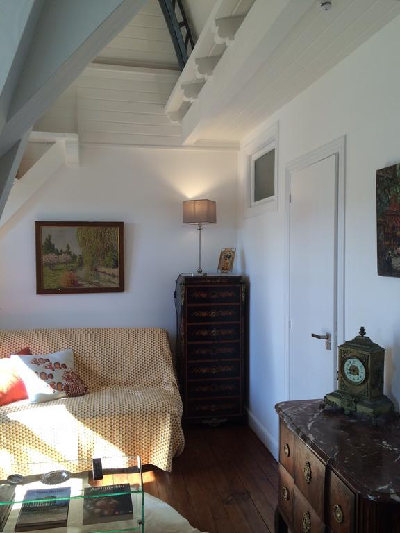 Studio Au Metropole Apartment *