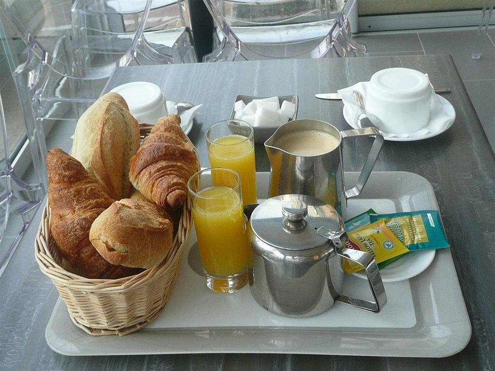 Alfred Les Halles 3*