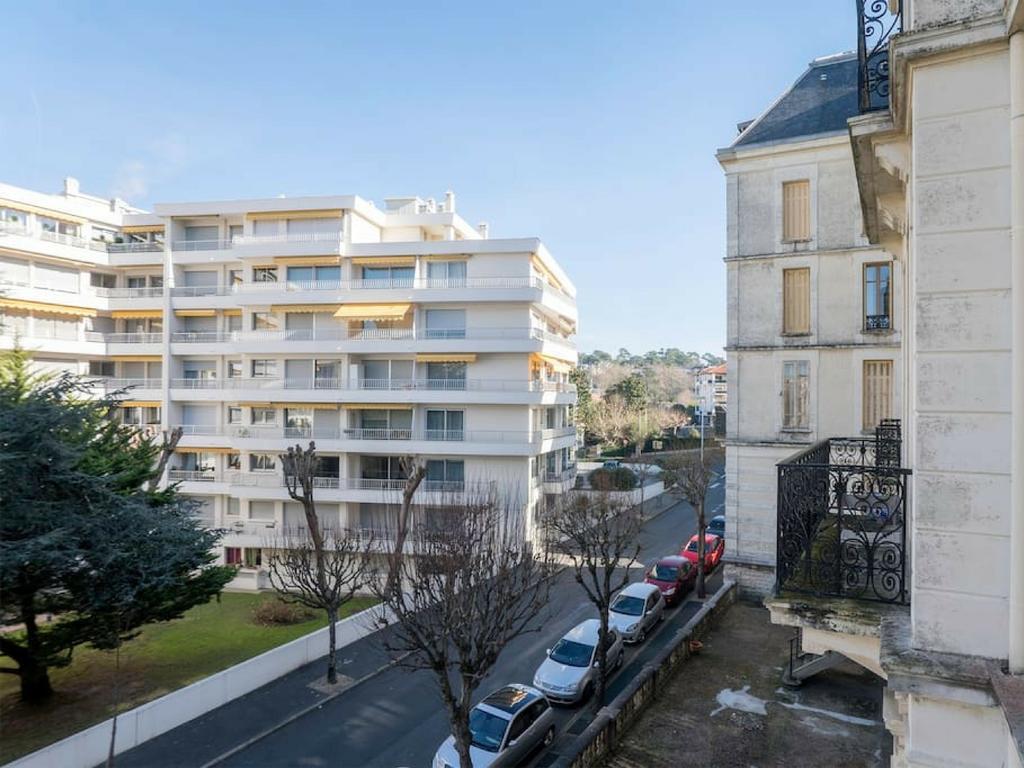 Le Palais Thermal: T2 De 75m2 Spacieux Et Moderne Apartamento Biarritz