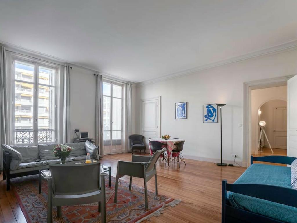Le Palais Thermal: T2 De 75m2 Spacieux Et Moderne *