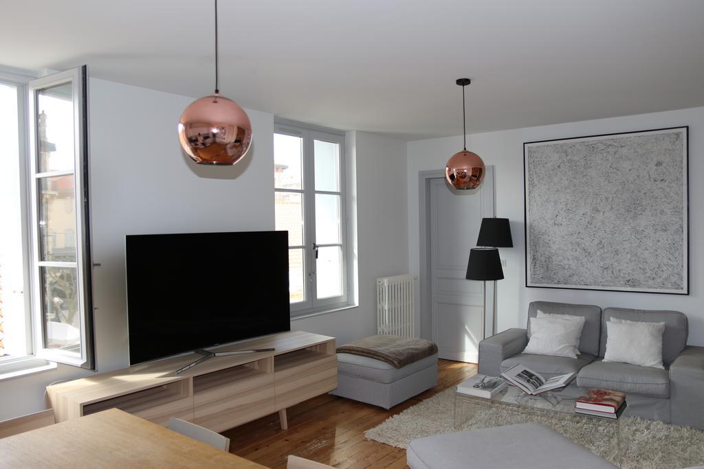 Apartment 14 Broquedis Suites *