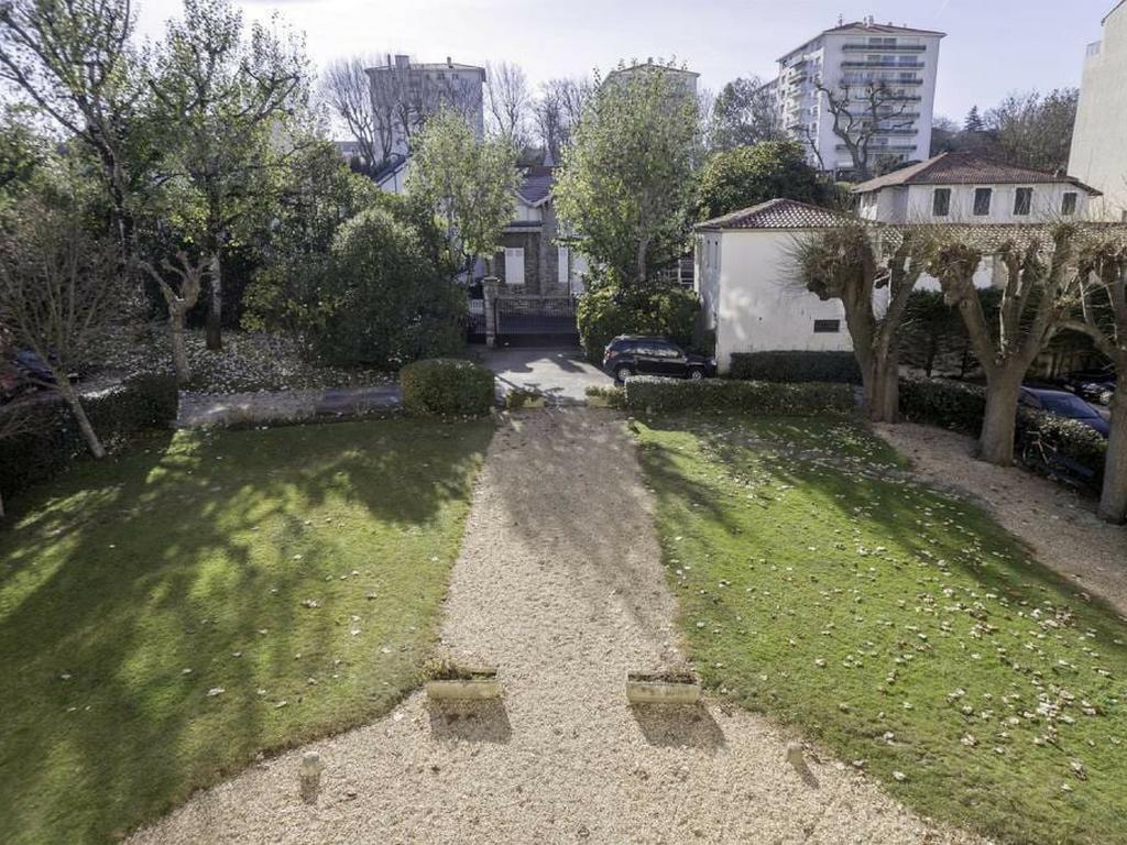 Le Palais Thermal: T2 De 75m2 Spacieux Et Moderne