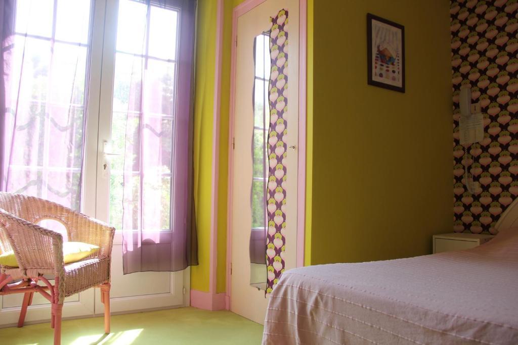 De La Milady Hotel