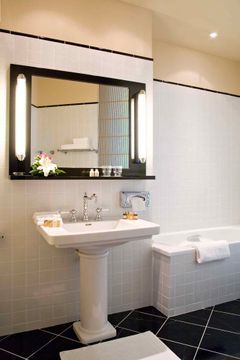 Plaza - Handwritten Collection Hotel Biarritz