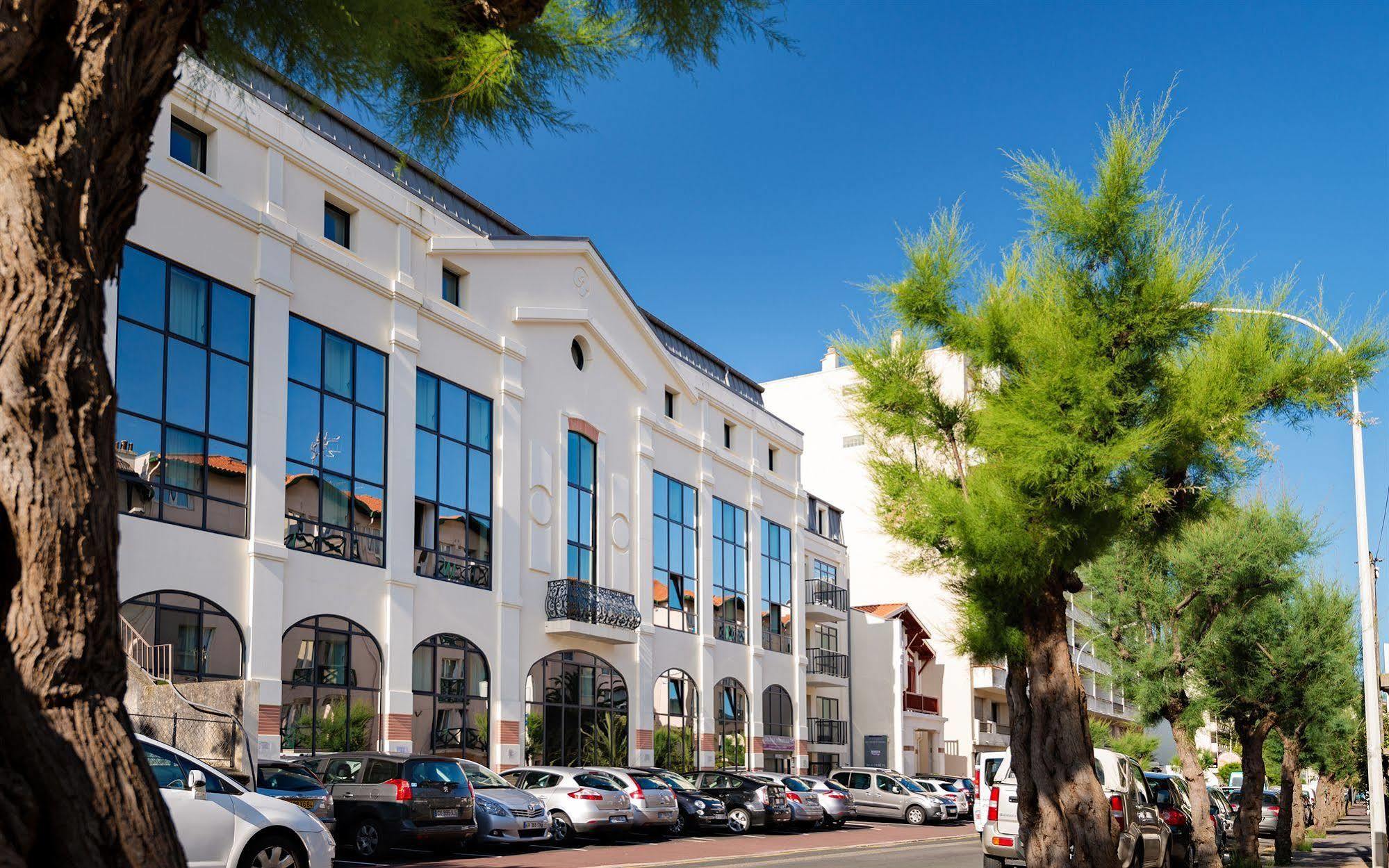 Aparthotel Lagrange Les Patios Eugenie 4*