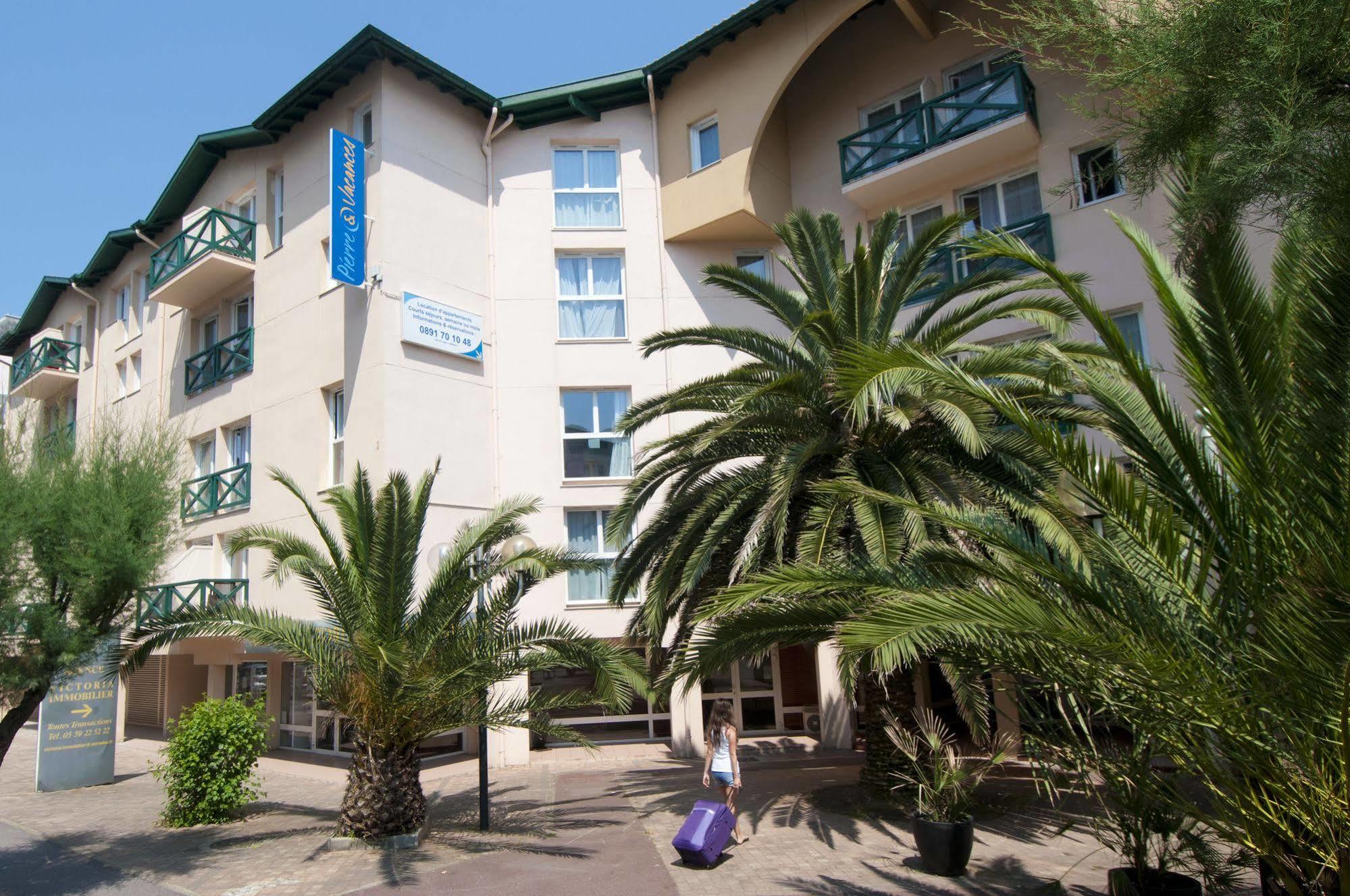 Pierre & Premium Haguna Aparthotel
