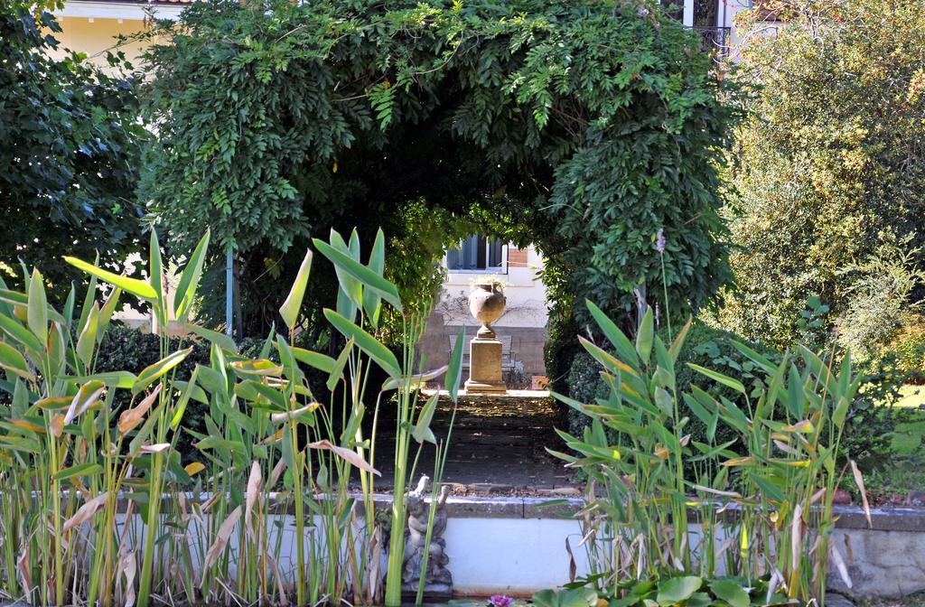Chateau Du Clair De Lune - Boutique Luxury Hotel