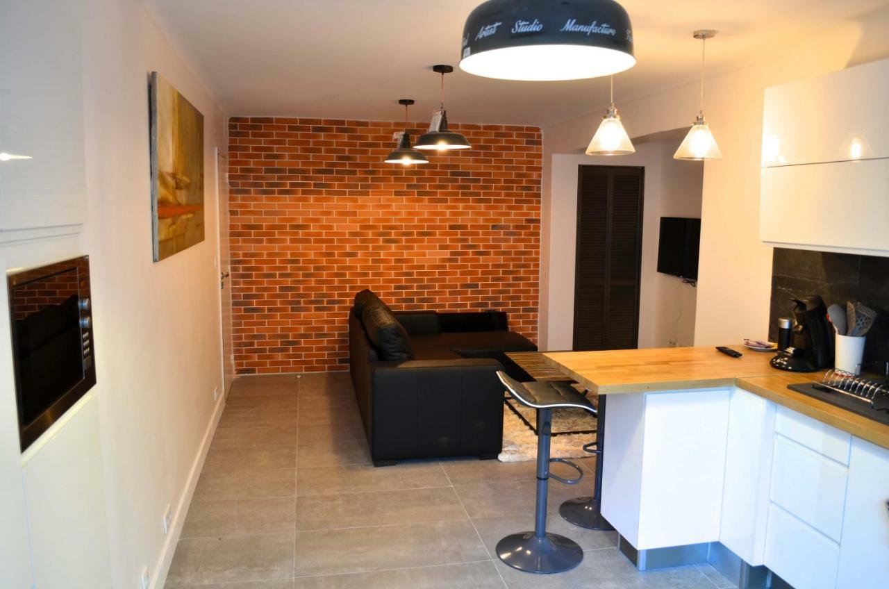 Wood&bricks, 1 Chambre Au Calme - Centre - Wifi Appartement