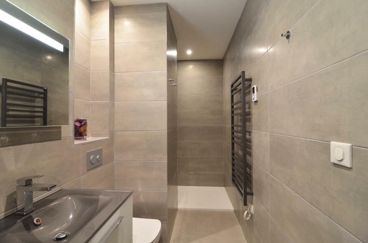 - Rénové Et Moderne - Au Calme - Centre - à Pied Appartement