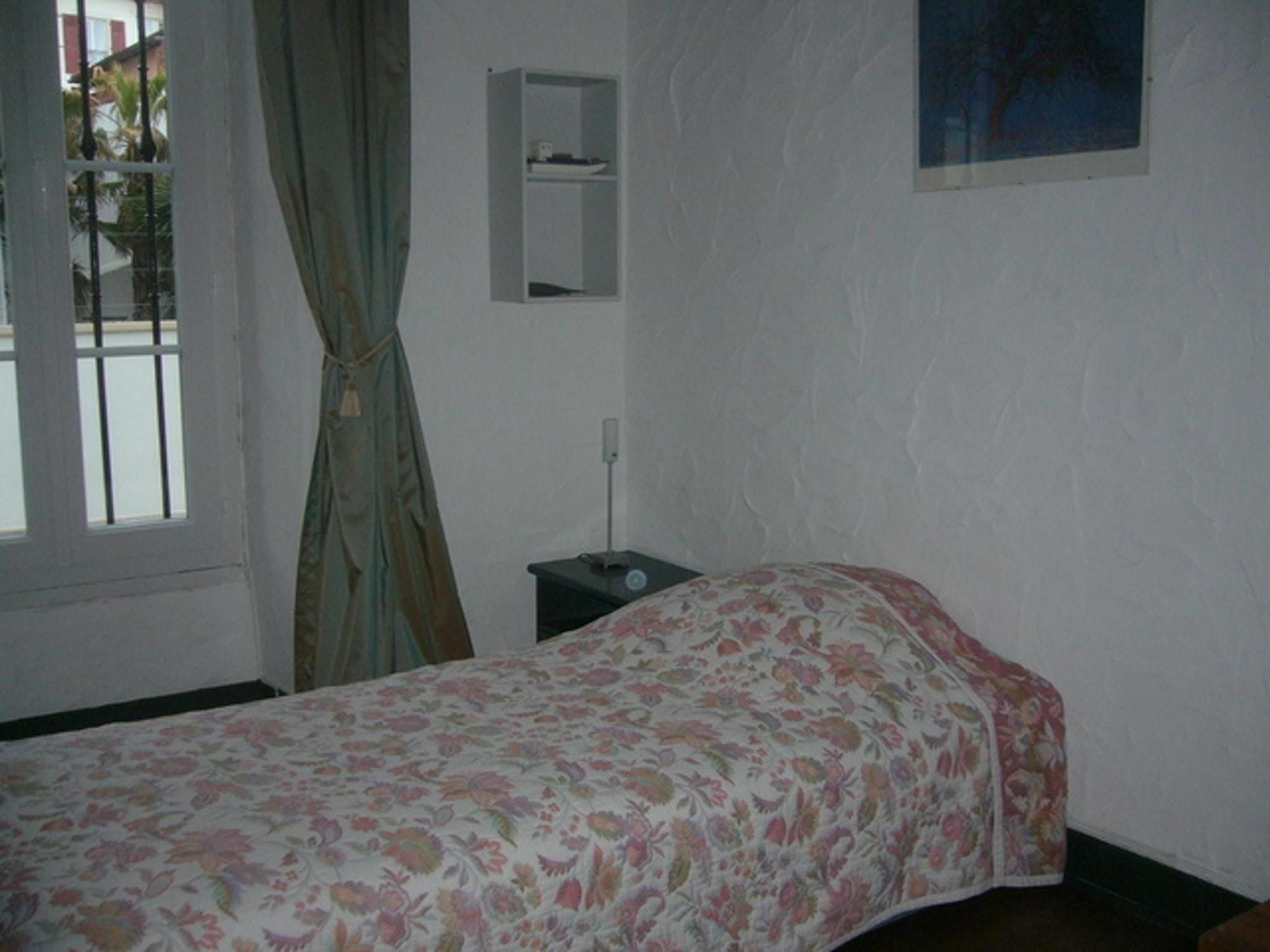 House With 2 Bedrooms In The Heart Of Biarritz, Walking Distance From Biarritz