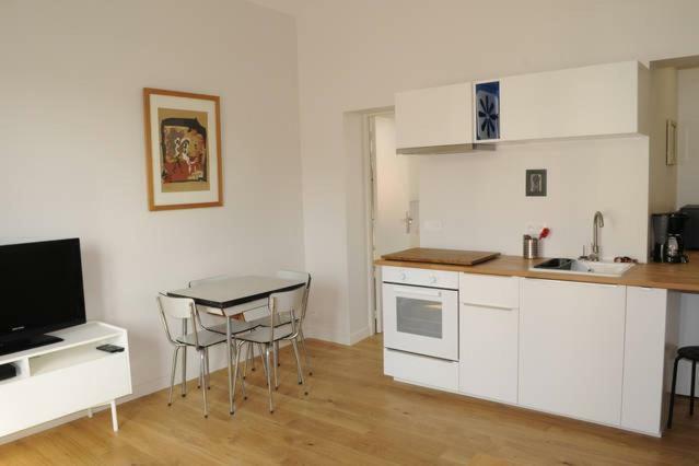 Cote Des Basques Apartment
