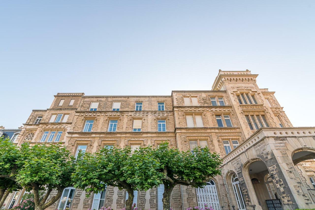 Apartment Ametsa, Luxury Flat, Terrace And Wonderful Seaview, In Biarritz